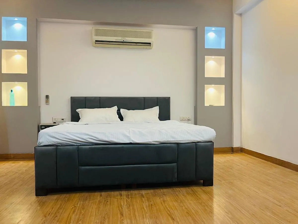 Hotel O The Majestic Residency Gurgaon