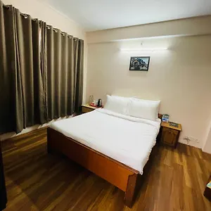 Bed & Breakfast Taj Staycation 